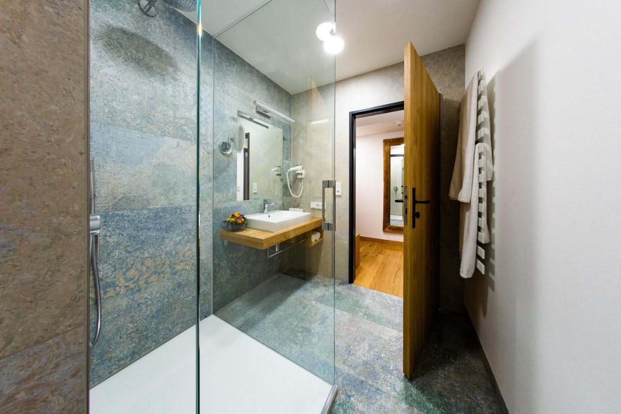 Gasthof & Hotel Bichler Emmering  ภายนอก รูปภาพ