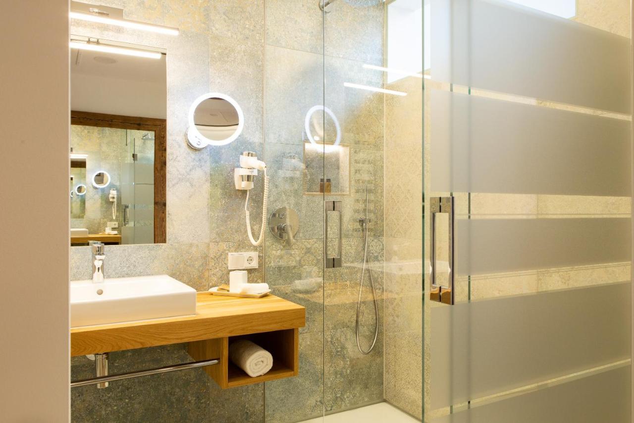 Gasthof & Hotel Bichler Emmering  ภายนอก รูปภาพ