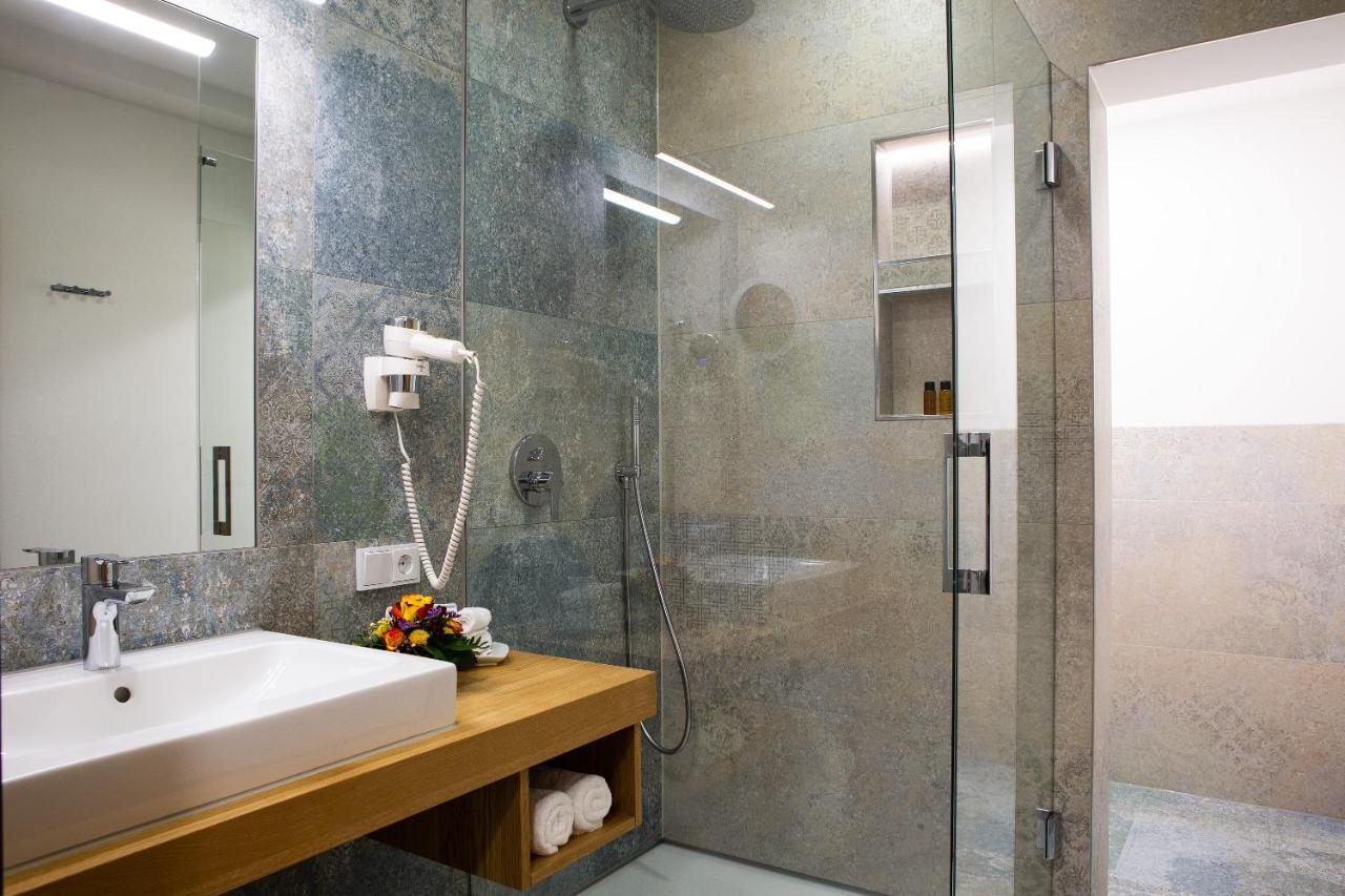 Gasthof & Hotel Bichler Emmering  ภายนอก รูปภาพ